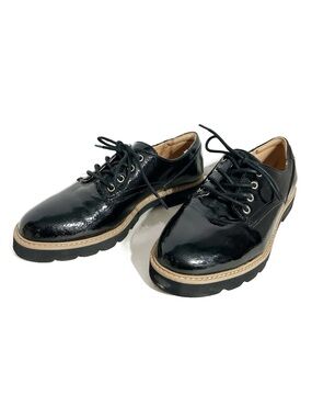 Kelly & Katie Singa Black Patent Lug Sole Oxfords Size 7M Lace Up Rounded Toe